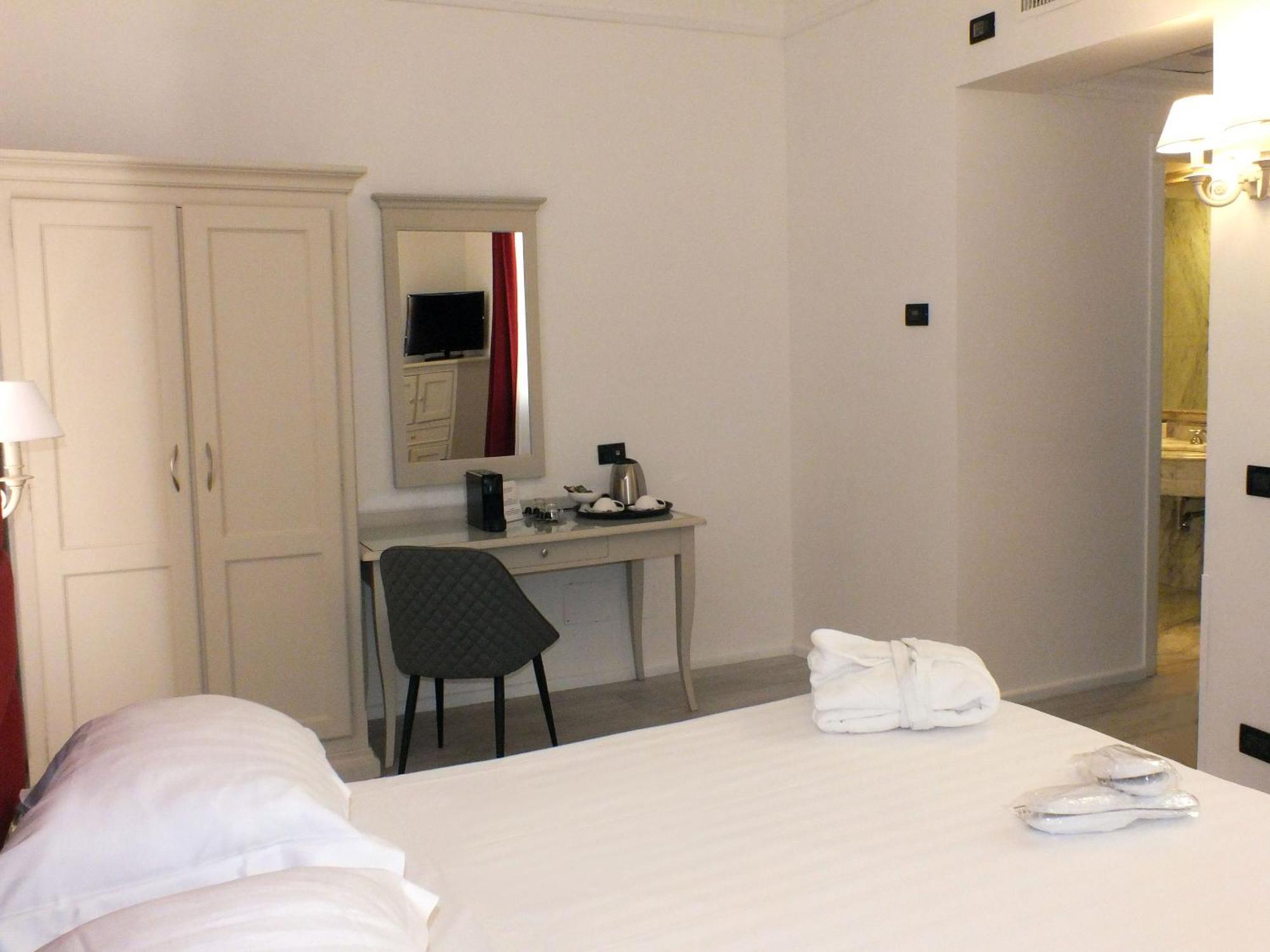 Bb Smarthotel Bailey's 4*
