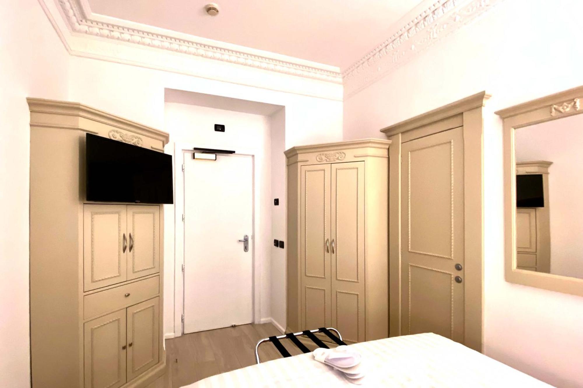 Bb Smarthotel Bailey's Hotel 4*