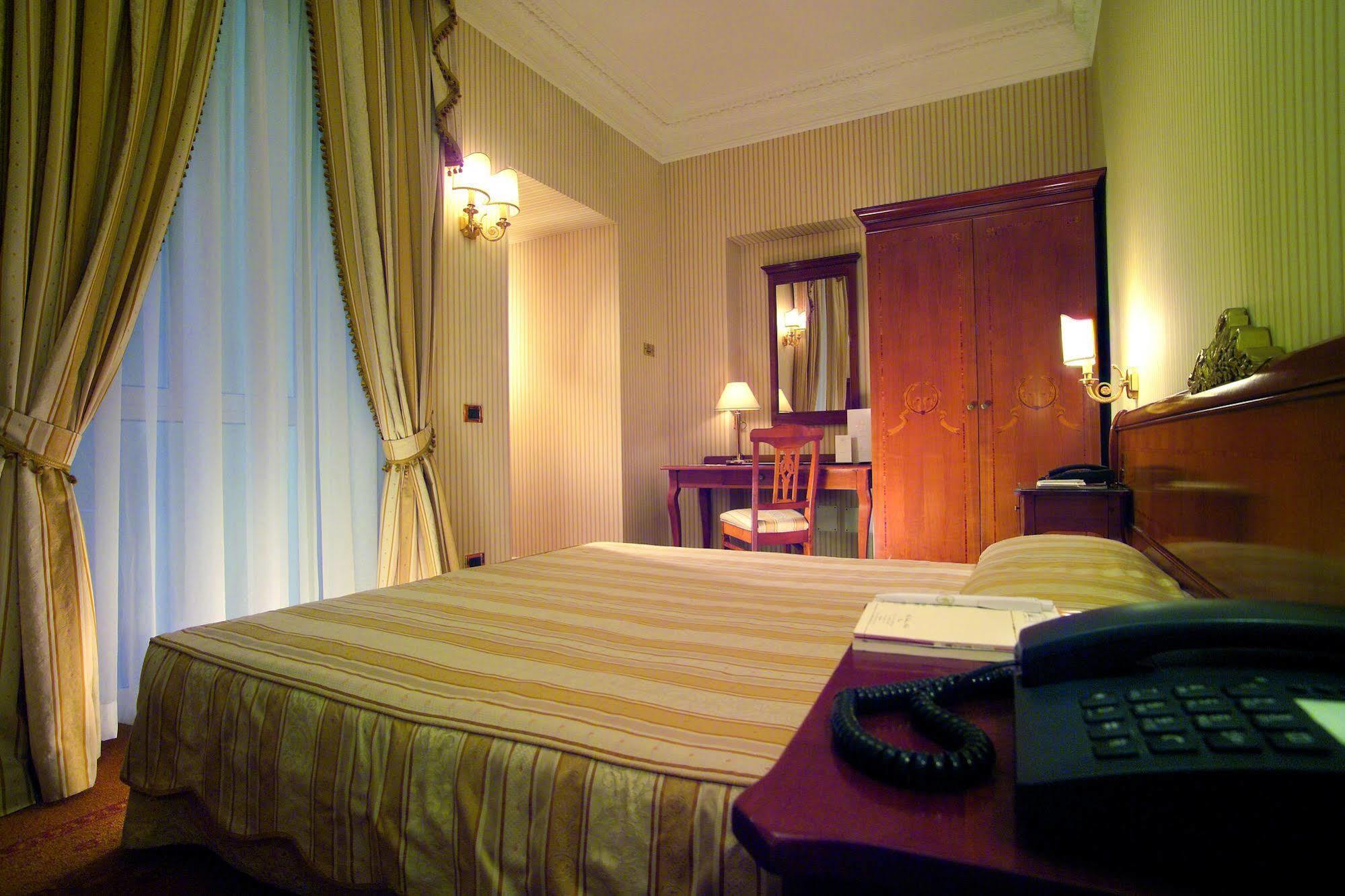 Bb Smarthotel Bailey's Hotel 4*